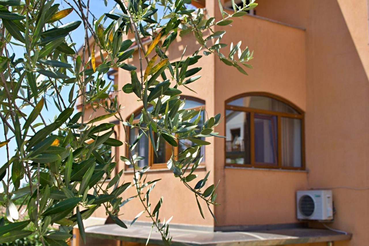 Apartment Kanegra *